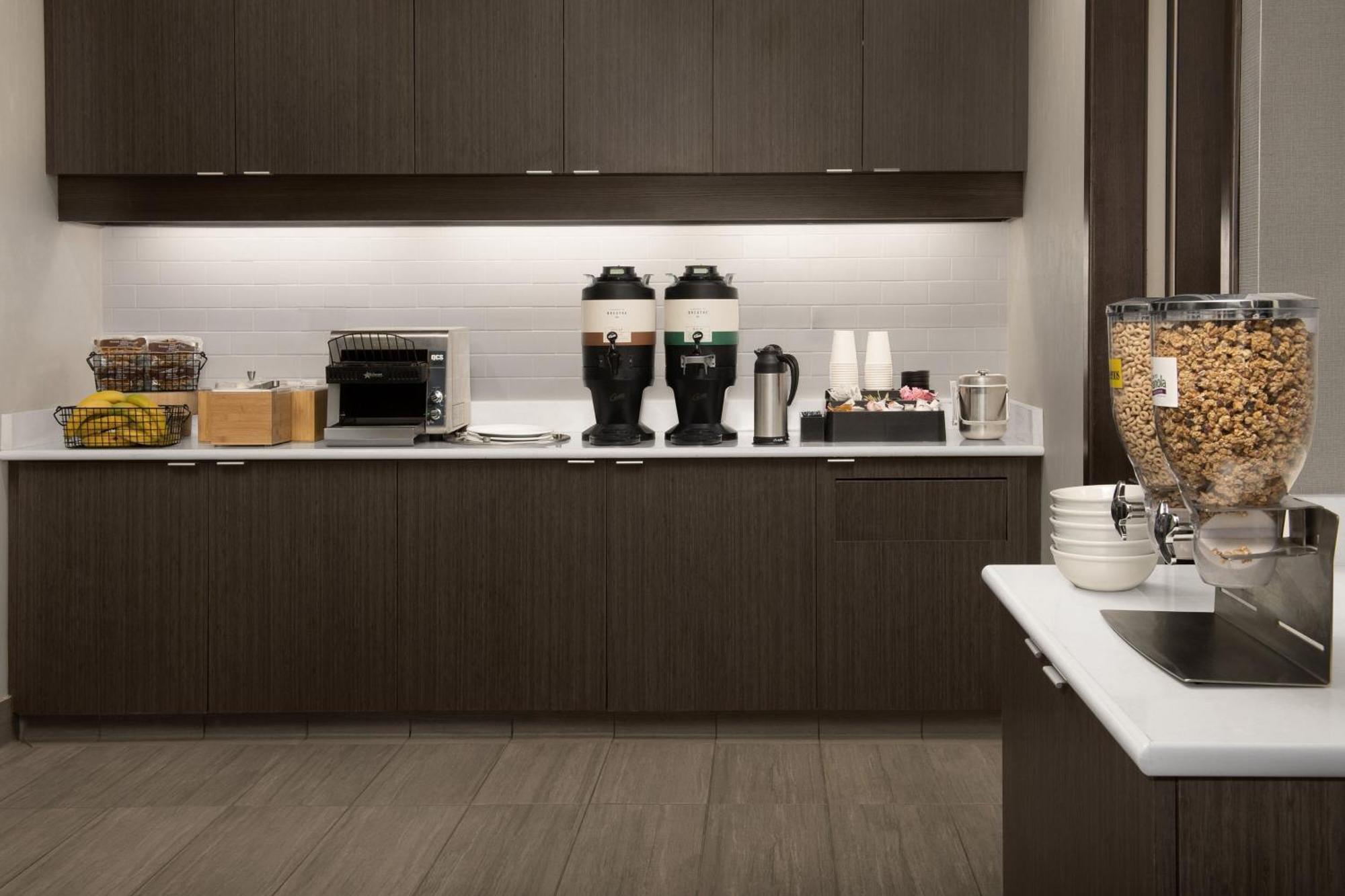 Residence Inn By Marriott Syracuse Downtown At Armory Square Eksteriør billede